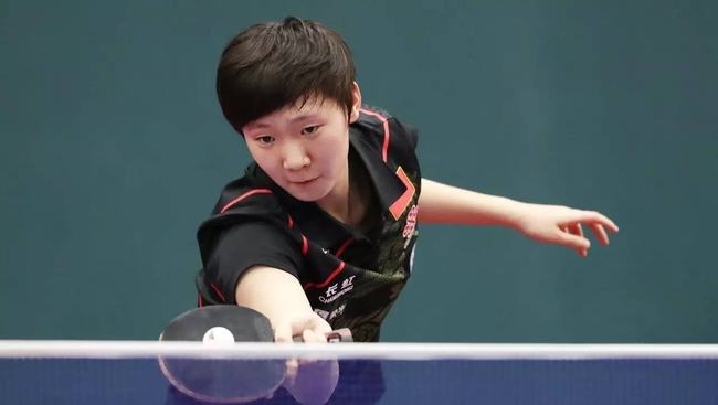 出热烈掌声 出热烈掌声